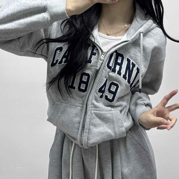 후아유 y2k 그레이 러블리힙 스웻 후드집업 희귀져지(S)