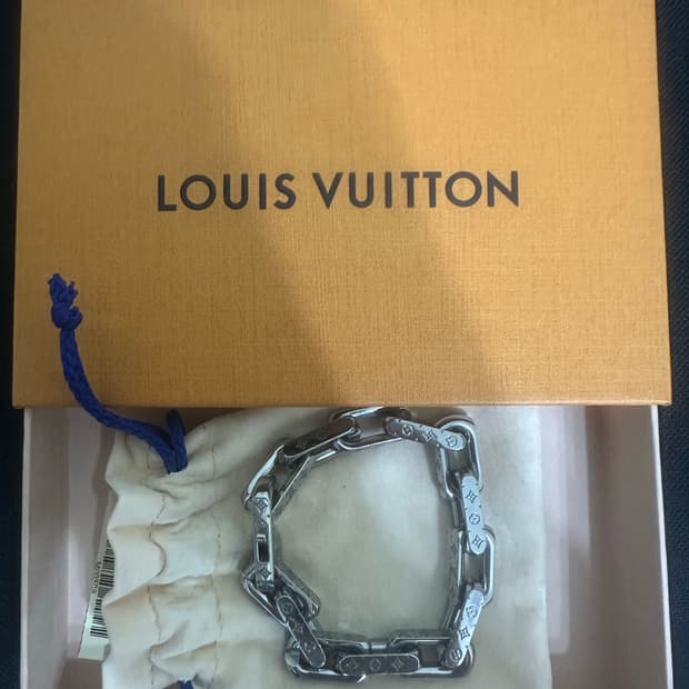 루이비통 모노그램 체인 팔찌 M