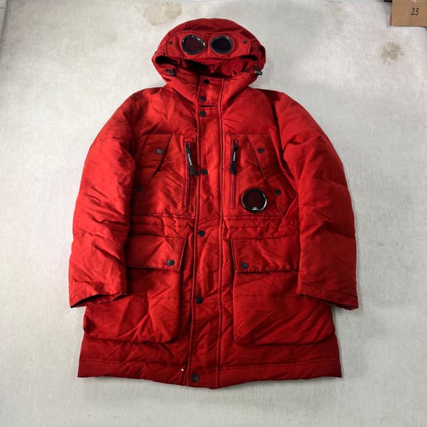 100 CP컴퍼니 14FW 고글 덕다운 패딩