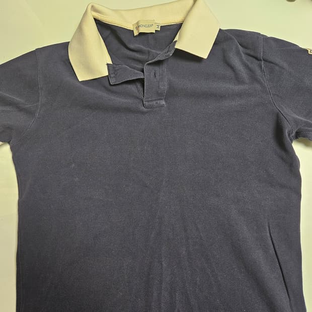 몽클레어 반팔 카라티