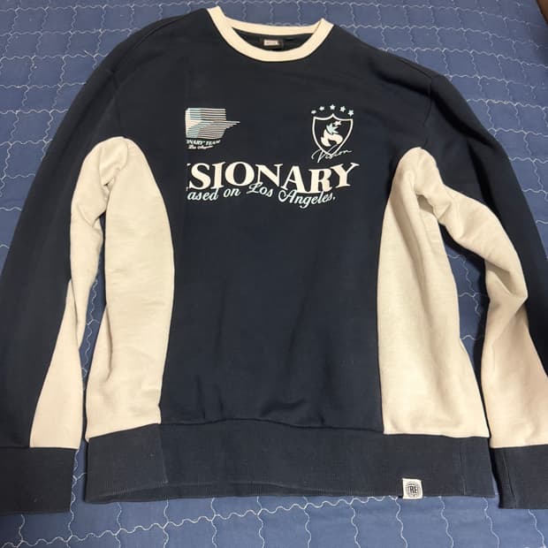 비전스트릿웨어 맨투맨