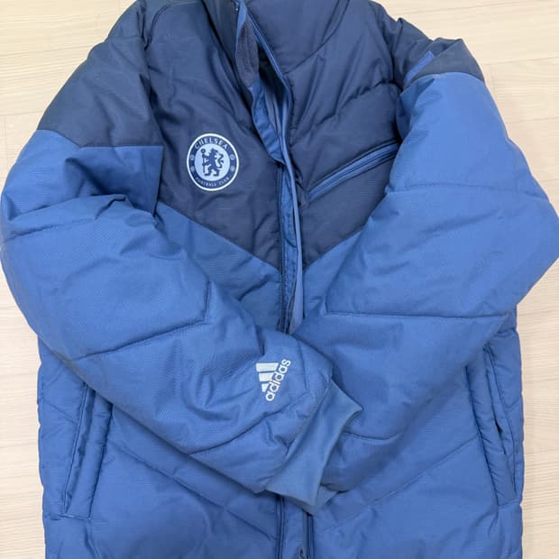 아디다스 빈티지 첼시 패딩