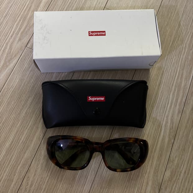 슈프림 클레오 선글라스 톨토이즈24SS