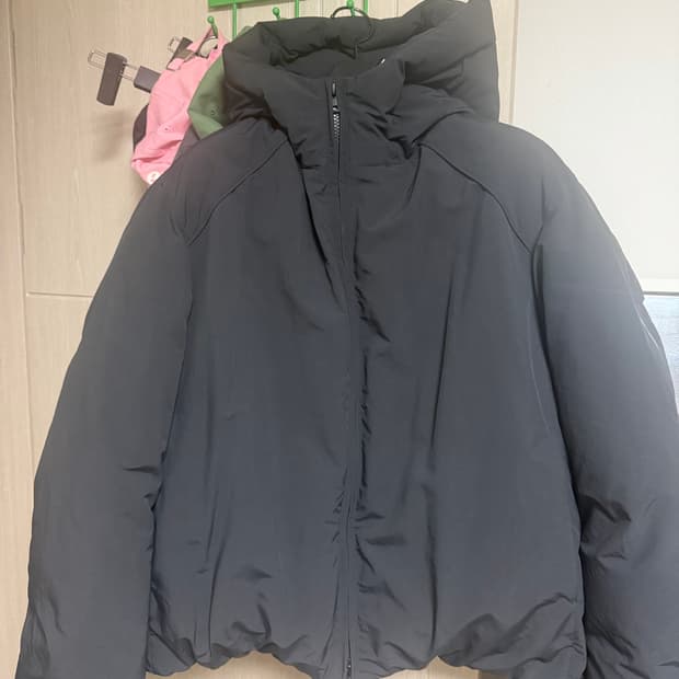 준지25fw 169패딩 판매합니다.