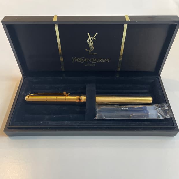 입생로랑 생로랑 만년필 새상품