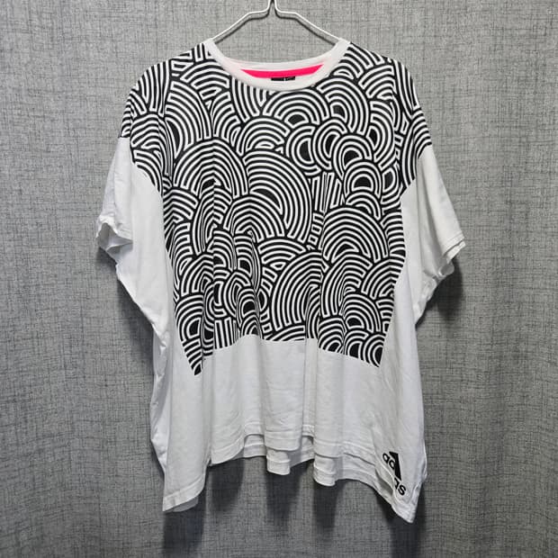 아디다스 도쿄팩 반팔 티셔츠 