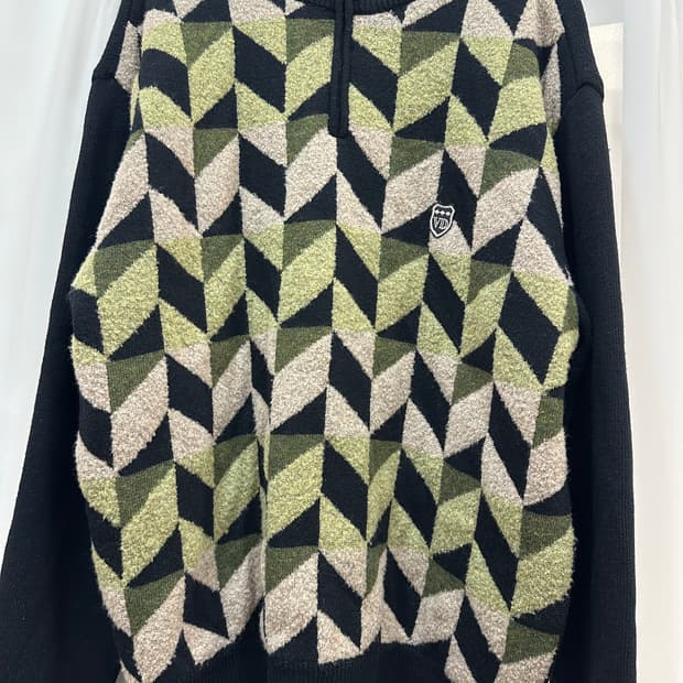 본더치 체크 방풍 하프집업 니트 100