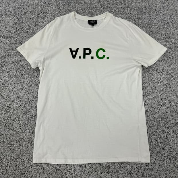 A.P.C 아페쎄 벨벳스펠링 반팔티