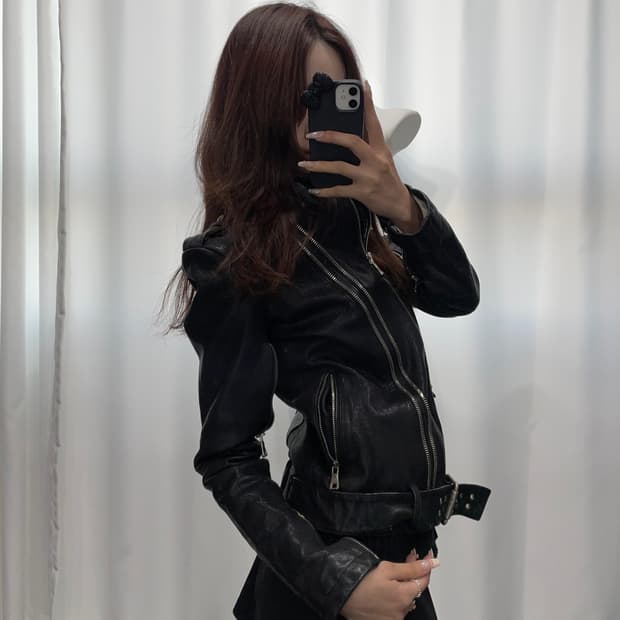 🎸블랙 디테일 레더 자켓🎸