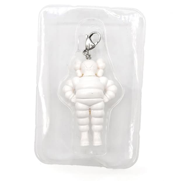 카우스 도쿄 퍼스트 첨 키체인 화이트 피규어 키링