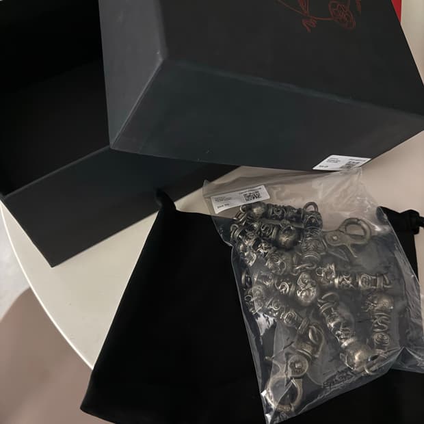 에모스텐스클럽 스컬 10링크 체인