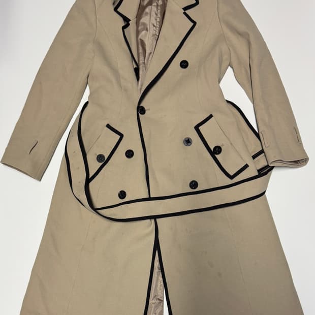 여성 모조에스핀 22년도 배색 포인트 벨티드 울 코트