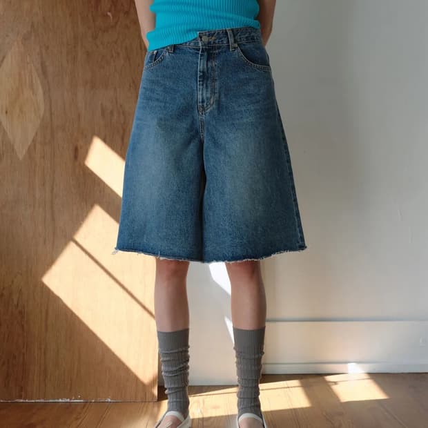 아옵트 Wide Long Bermudas Jeans - Blue