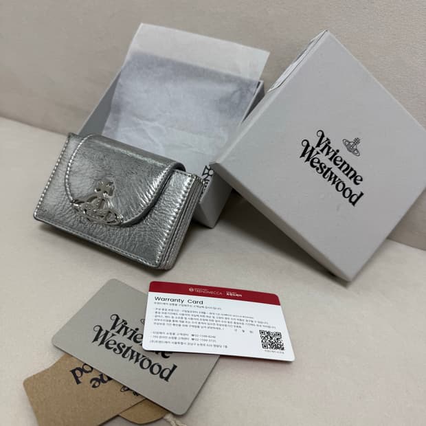 비비안웨스트우드 실버 지갑
