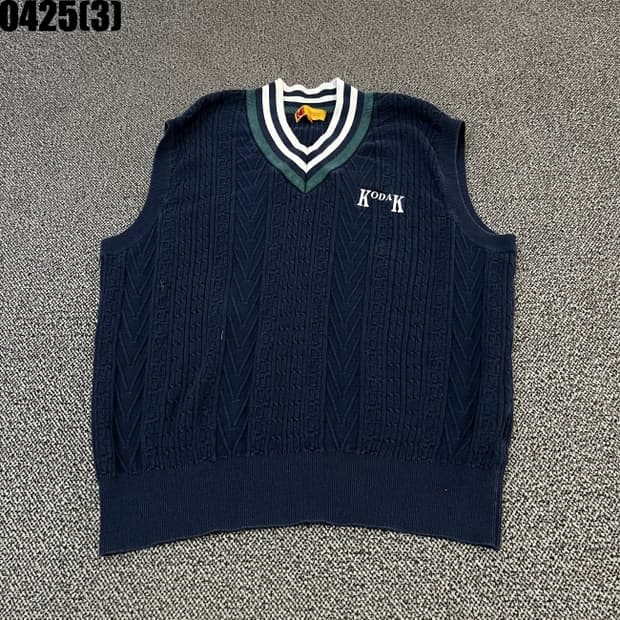 코닥 니트 조끼