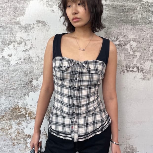 레이어드 슬리브리스 체크 탑 하이틴