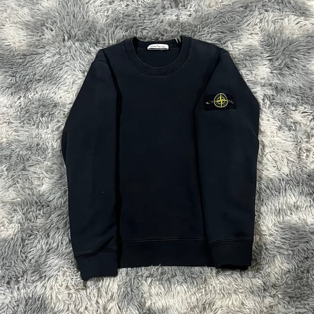 [21FW] 스톤아일랜드 맨투맨 블랙 M