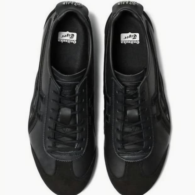 오니츠카 타이거 드라이빙 블랙 스니커즈