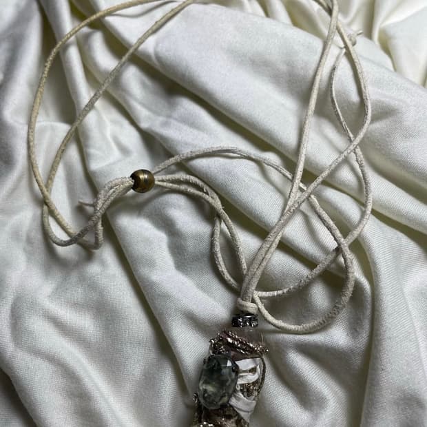 share spirit necklace 