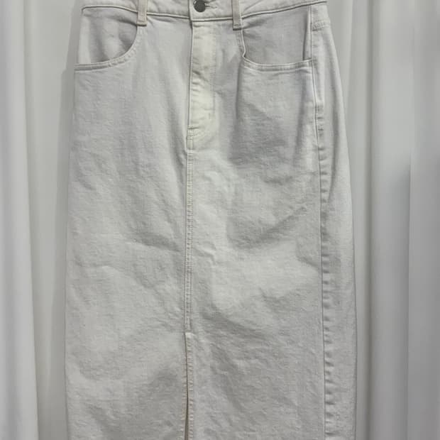 GU 화이트 데님 롱 스커트 