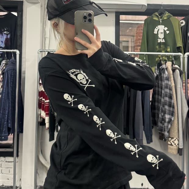 밴슨 레더 사이드 스컬 롱슬리브