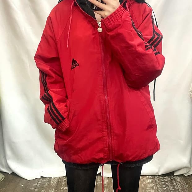 아디다스 레드 바람막이 자켓