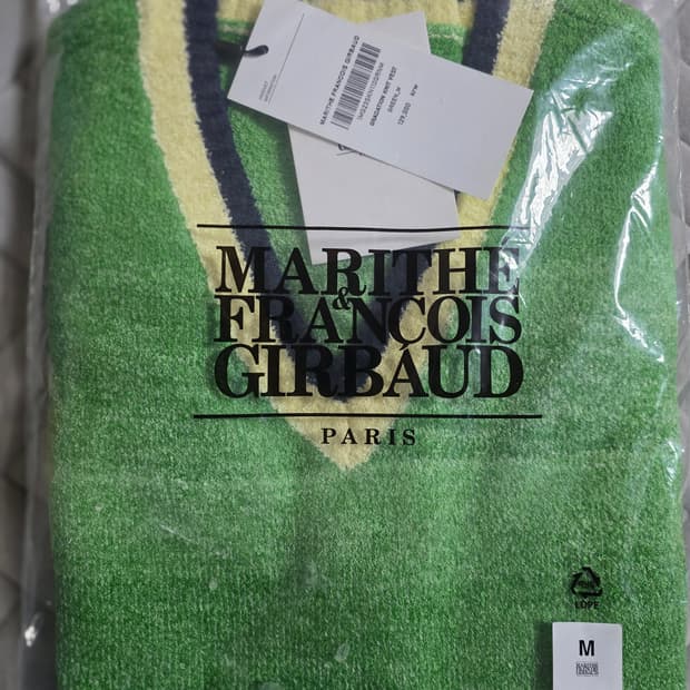 원가 13만원 반값 단종 마리떼 프랑소와 브이넥 니트 조끼 베스트 그린