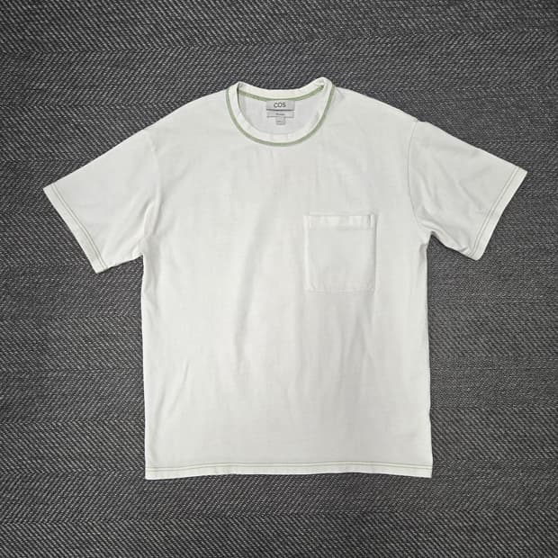코스 COS 포켓 반팔 티셔츠