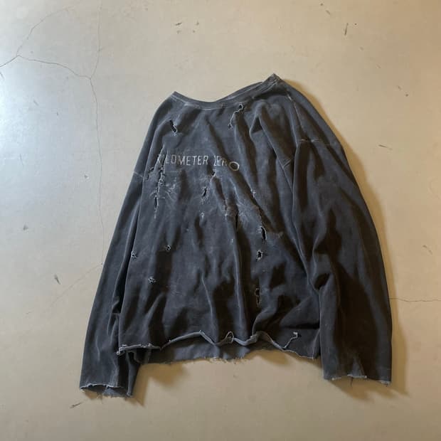 KZ ATELIER One-off Distressed Long tee
