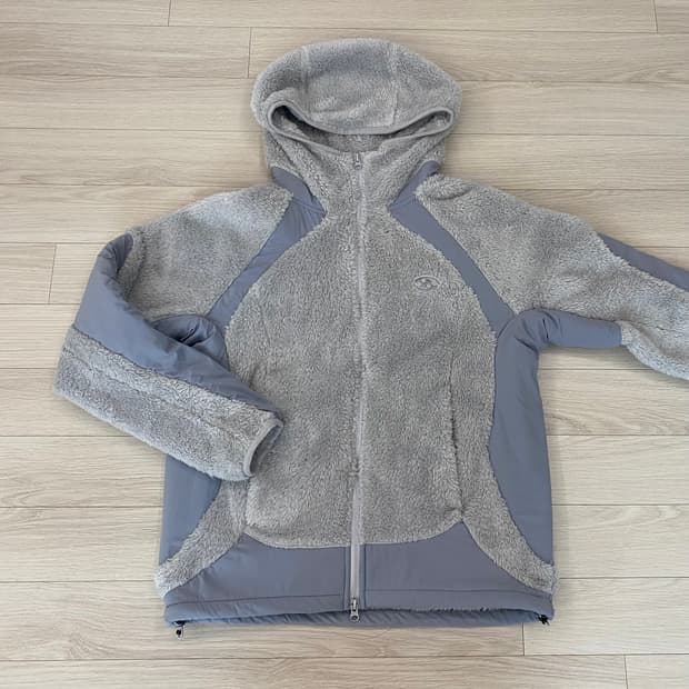 23fw 산산기어 후리스 1사이즈