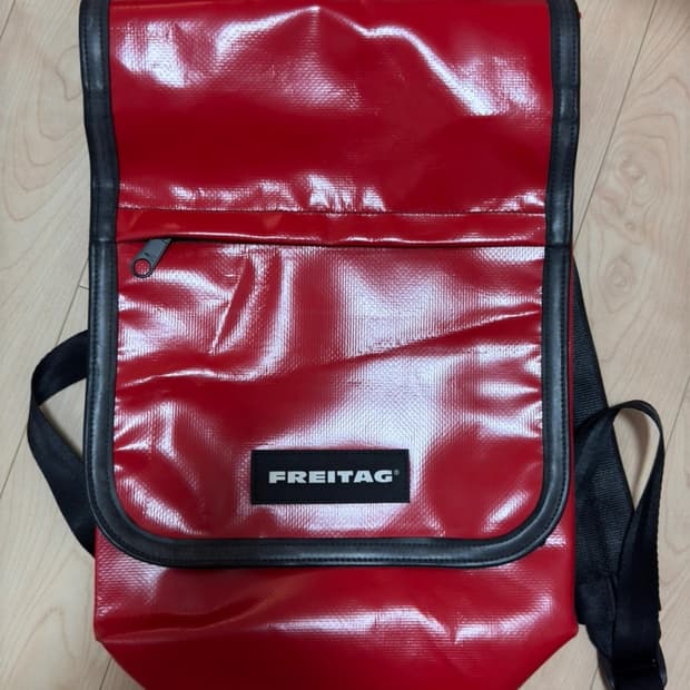 Freitag Fury (프라이탁 퓨리)