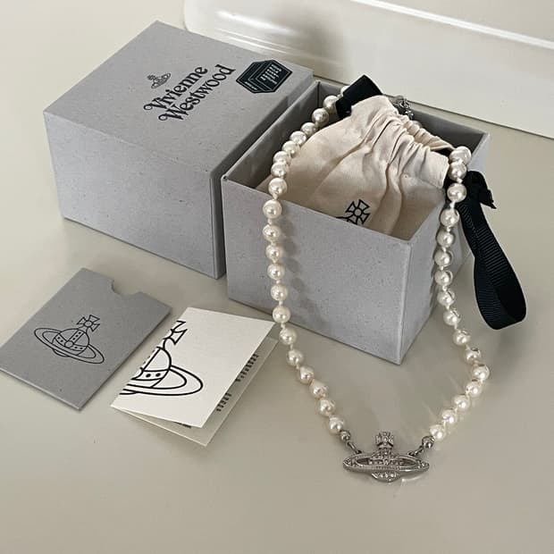 비비안웨스트우드 초커 미니 바스 릴리프 비비안웨스트우드 목걸이