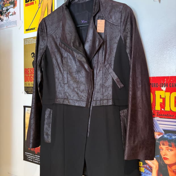 yuppie 폴리 자켓