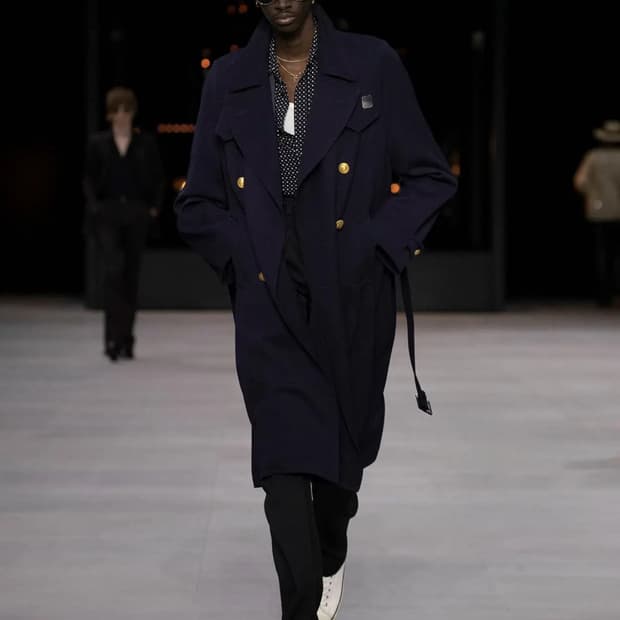 셀린느 20fw 금장 더블 코트