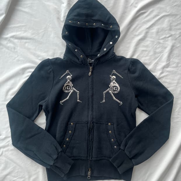 (초레어)히스테릭 글래머 스컬 그래픽 스컬 참 스터드 후드집업 