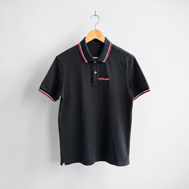 .L/ 프라다 레드탭 라이닝 PK 반팔