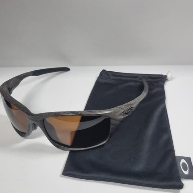 오클리 뉴 캔틴 우드그레인 한정판