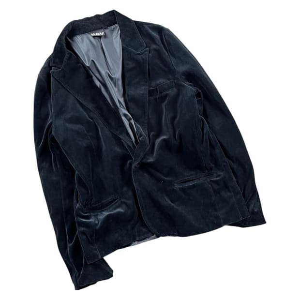 LUCY 벨벳 블레이저