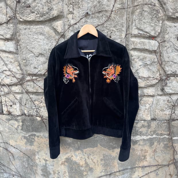 빈티지 체인스티치 벨벳 수베니어 자켓 스카쟌