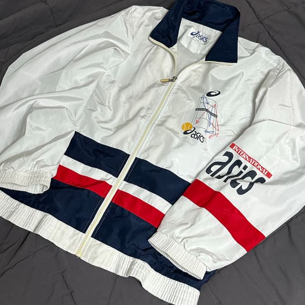 00s 아식스 올드스쿨 바람막이 화이트 L ~ XL