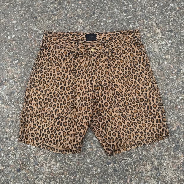 Lee – Leopard Pattern Shorts