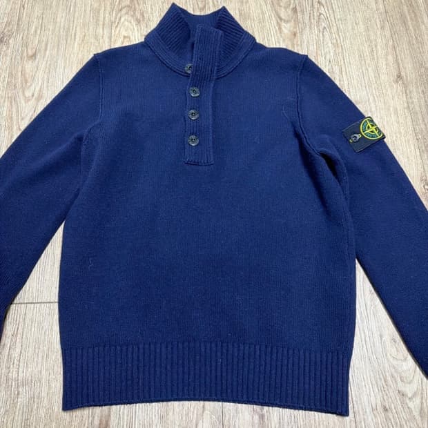 스톤아일랜드 반집업 니트 S