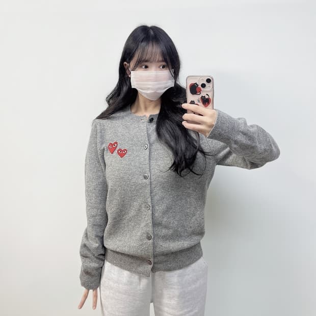 꼼데가르송 더블 하트 울 라운드 가디건 그레이