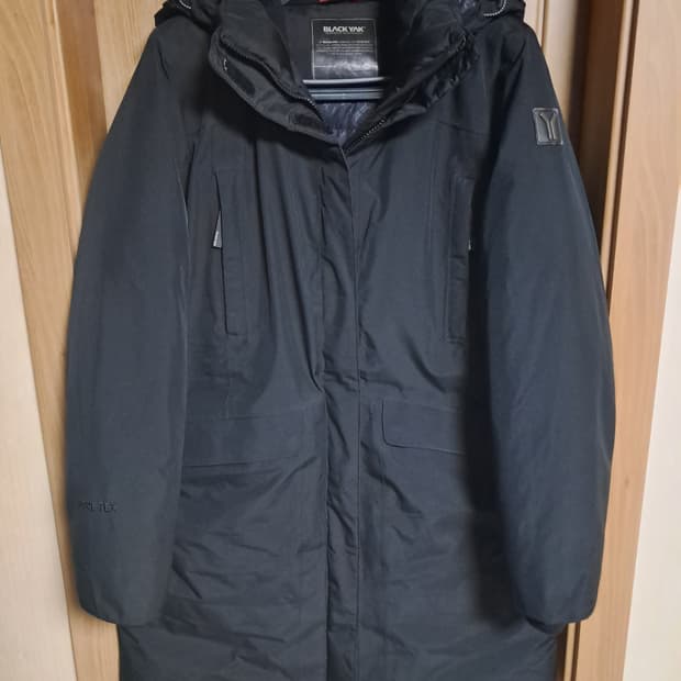 블랙야크 여성 고어텍스 롱패딩 100