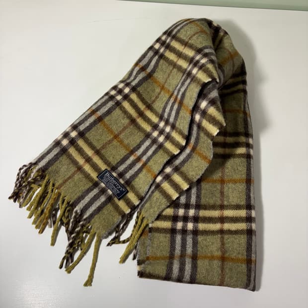 OS 버버리 카키 노바체크 캐시미어 머플러 목도리