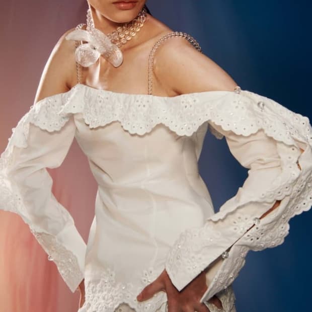 수잔팡X앤아더스토리즈 오프숄더 블라우스 - 36 Size