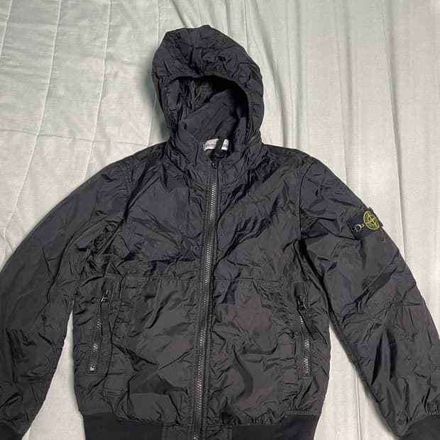 스톤아일랜드 주니어 후드 점퍼