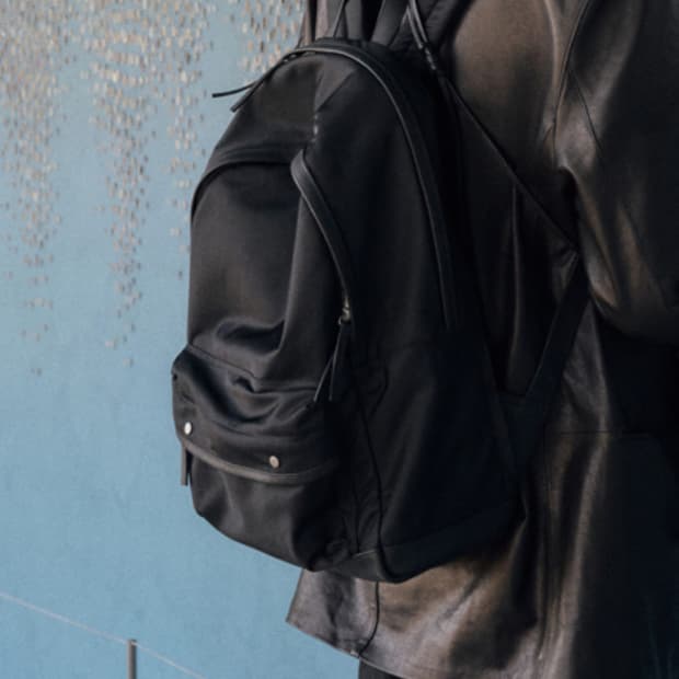 유스 데이백 블랙