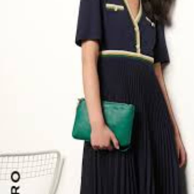 산드로 CURISE  브이넥 플리츠 원피스 36사이즈