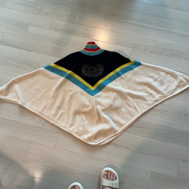 아디다스 니트 망토 정품  